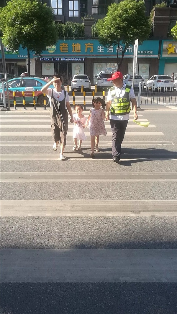 1566812382860019.jpg 640 (18).jpg